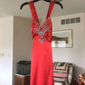 Red prom dress for petite women